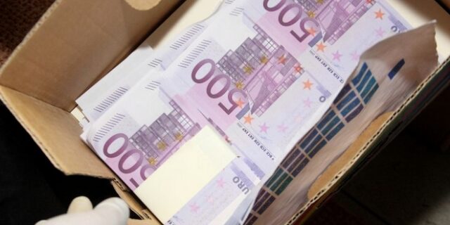 Bin Ladens: Τα χαρτονομίσματα των 500 ευρώ που δεν έβλεπε κανείς και ο ρόλος τους στην κρίση