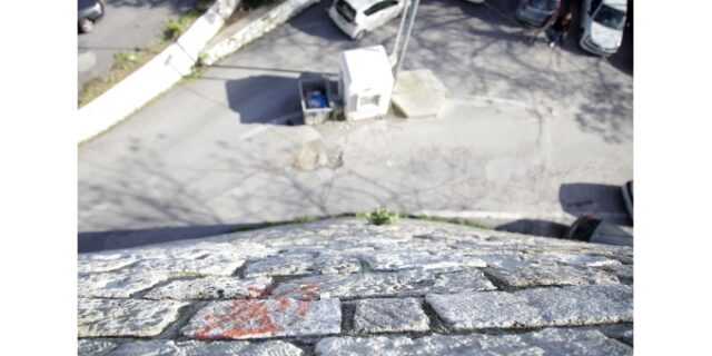 Κρήτη: Βούτηξε στο κενό επειδή δεν άντεχε την ταλαιπωρία για ένα πιάτο φαΐ με αίμα