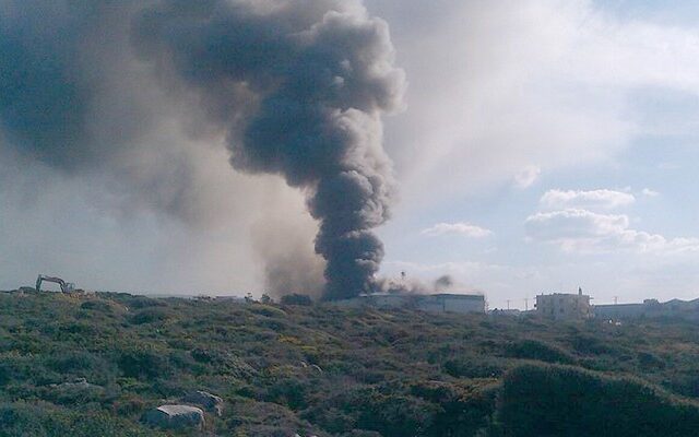 Πυρκαγιά στο εργοστάσιο της Creta Farms στο Ρέθυμνο
