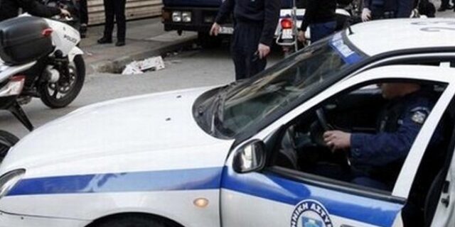 Χειροπέδες σε ηλικιωμένο για αποπλάνηση μικρού κοριτσιού