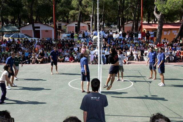 35.000 παιδιά σε κατασκηνώσεις του ΟΑΕΔ. Ποιοι είναι δικαιούχοι