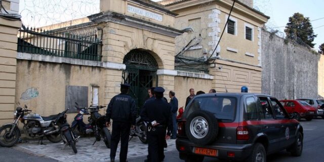 Φυλακές Κέρκυρας: Στον εισαγγελέα δικηγόρος για προτροπή κρατουμένων σε στάση