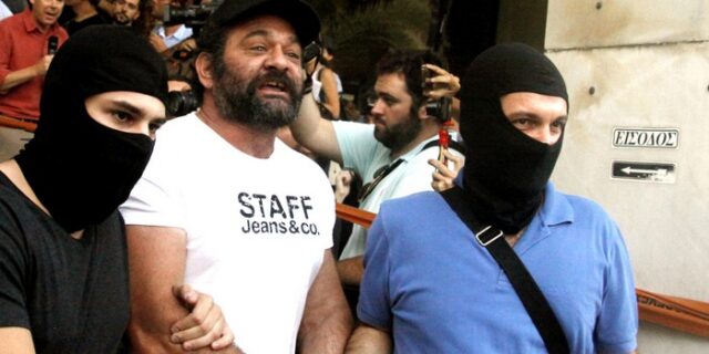 Νέες αποκαλύψεις για τη Χρυσή Αυγή: Αυτοκίνητο μισθωμένο για τη Βουλή και τον Λαγό, στην επίθεση σε στέκι στην Ηλιούπολη