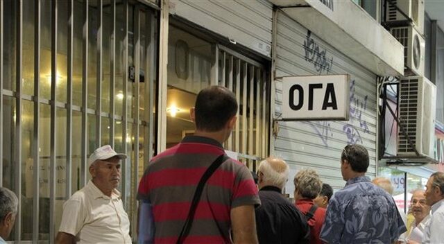 Δωρεάν διακοπές βιβλία και εισιτήρια θεάτρου από τον ΟΓΑ σε 573.000 δικαιούχους