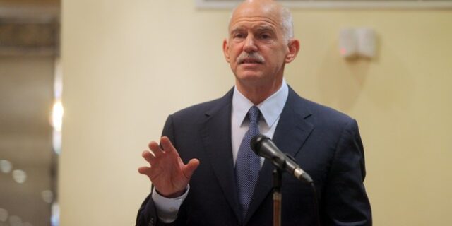 Γ. Ελενόπουλος: Οι “ψίθυροι” δεν εκφράζουν την άποψη του Γ. Παπανδρέου