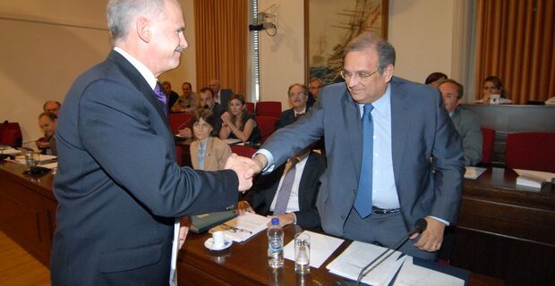 Παπανδρέου για Παπαθανασίου: Μαζί με τον Καραμανλή, φταίει για την πορεία της χώρας προς την καταστροφή