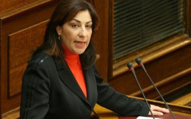 Σκληρό ροκ στο πολιτικό συμβούλιο του ΠΑΣΟΚ