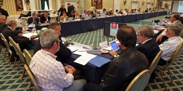 Ένταση στο Χαροκόπειο. Διακοπή της έκτακτης συνόδου των πρυτάνεων
