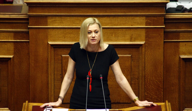 Ραχήλ εναντίον Ρεπούση: Τα πήρατε ή δεν τα πήρατε τα 1.000.000 ευρώ από ΜΚΟ;
