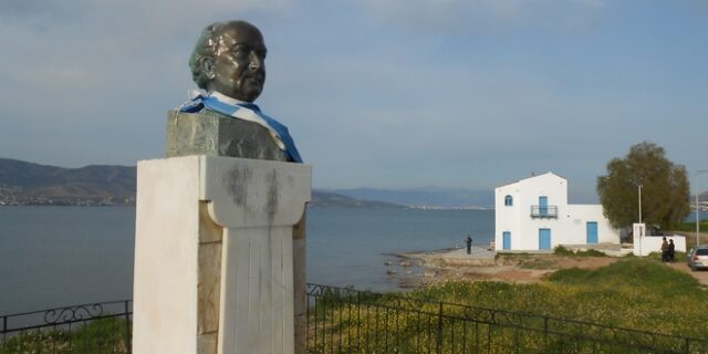 Φωτογραφίζοντας τις γειτονιές των ποιητών