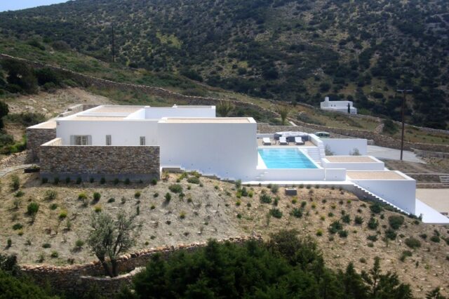 Πρώτα τα τακτοποίησαν και τώρα τα διπλοπληρώνουν: Τεκμήριο τα αυθαίρετα για 400.000 ιδιοκτήτες
