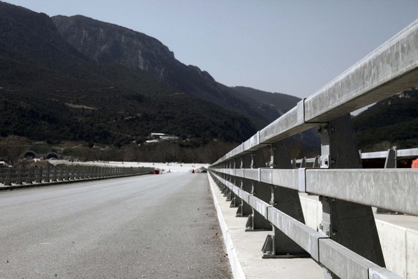 Κλείνουν τα Τέμπη 1 και 2 Απριλίου