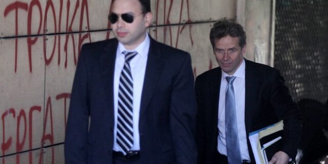 Πυρετός συναντήσεων με την τρόικα: Συγκρατημένη αισιοδοξία από την κυβέρνηση με παραδοχές για αδιέξοδα