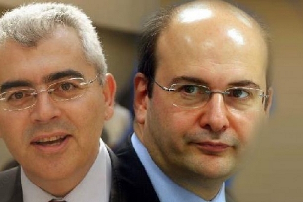 Η κυβέρνηση επιμένει για το γάλα, ετοιμάζει όμως “τυράκι” για τους διαφωνούντες βουλευτές