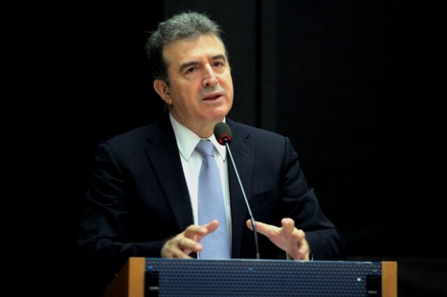 Η Ελλάδα ξαναβγαίνει στις αγορές: Πιθανή έκδοση ομολόγων πριν από τις ευρωεκλογές