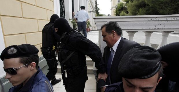 Επιστολή Παππά από το κελί: Μιλούσα και είχα συναντηθεί με τον Τσιάρα της ΝΔ