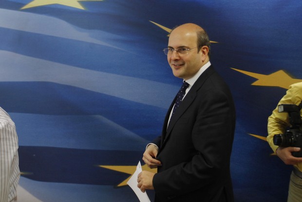 Ο Νόμος που θα “σκοτώσει” την γραφειοκρατία. Επιχειρήσεις με μία υπογραφή