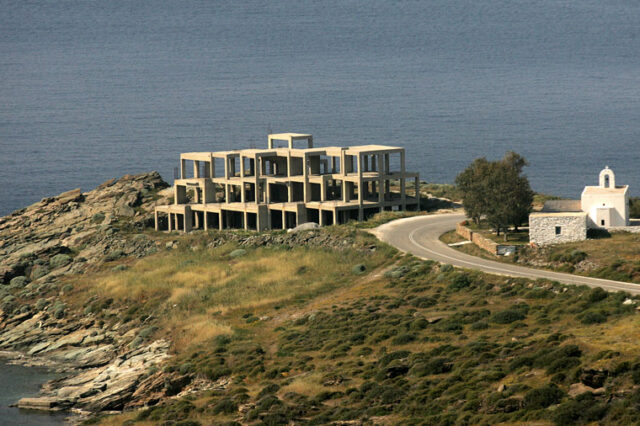 Κατεδάφιση αυθαιρέτων σε αιγιαλούς της Πελοποννήσου της Δυτικής Ελλάδας και των Ιονίων Νήσων