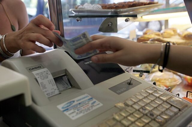 “Βραχνάς” η μη έκδοση αποδείξεων: Εξακολουθεί να αποτελεί την κύρια πηγή φορολογικής παραβατικότητας