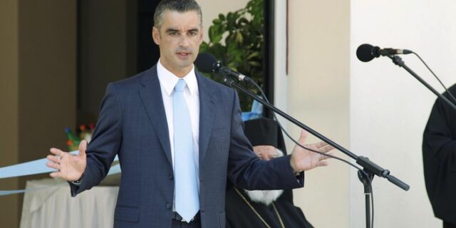 Στην αντεπίθεση ο Άρης Σπηλιωτόπουλος για το τζαμί