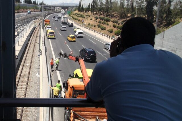 Τραγωδία στην Αττική Οδό: Ανήμερα του Πάσχα 57χρονος πήδηξε στο κενό από γέφυρα