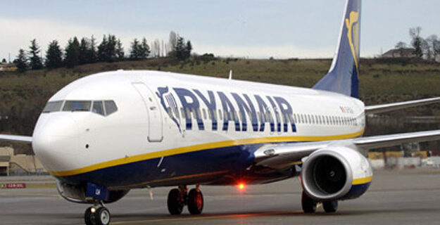 Ryanair: Προσθέτει νέους προορισμούς και πτήσεις από Αθήνα