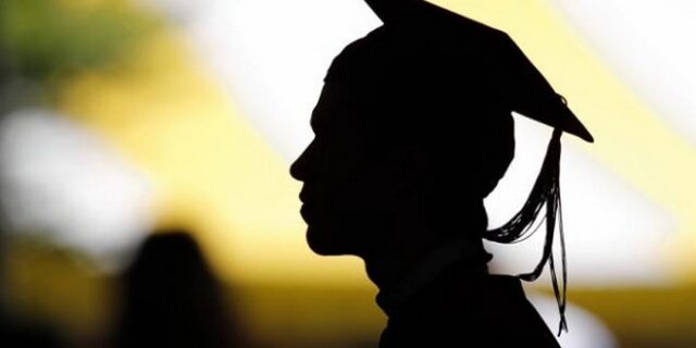 “Βροχή” οι αιτήσεις εξίσωσης πτυχίων από αποφοίτους κολεγίων