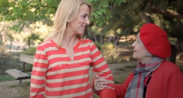 Η “Θεοπούλα” σε τηλεοπτικό σποτ της Ρένας Δούρου