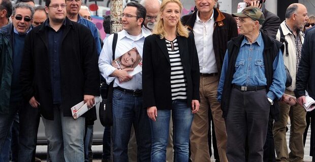 Σε Χολαργό Χαλάνδρι και Ψυχικό περιόδευσε η Ρένα Δούρου