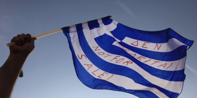 Zeit on Line: Η Ελλάδα έχει πλέον σωθεί