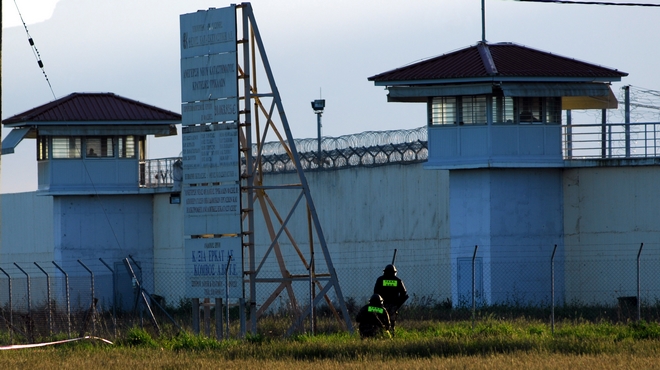Υπόθεση Ιλί Καρέλι: Από τον ανακριτή στο ψυχιατρείο ο πρόεδρος φρουρών των φυλακών Νιγρίτας