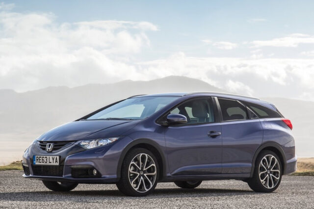 Honda Civic Tourer. Με 22.770€ και φουλ πρακτικότητα