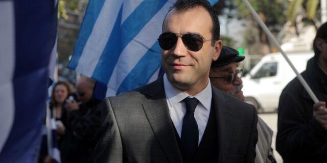 Μήνυμα σοκ στο κινητό του Ηλιόπουλου: “Την Τρίτη χτύπησα με το αμάξι έναν Πακιστανό και τον παράτησα”