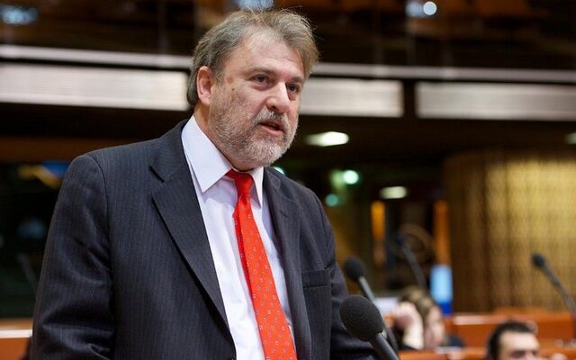 Ν. Μαριάς για το κατοχικό δάνειο: “Επικοινωνιακό τρικ, που κατέρρευσε σαν χάρτινος πύργος”