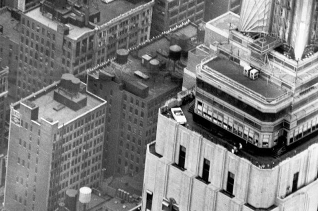 H Ford Mustang στο ουρανοξύστη Empire State Building 50 χρόνια μετά