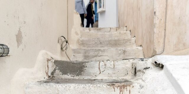 Νέες συλλήψεις για το αιματηρό περιστατικό με τα βαρελότα στη Σαντορίνη
