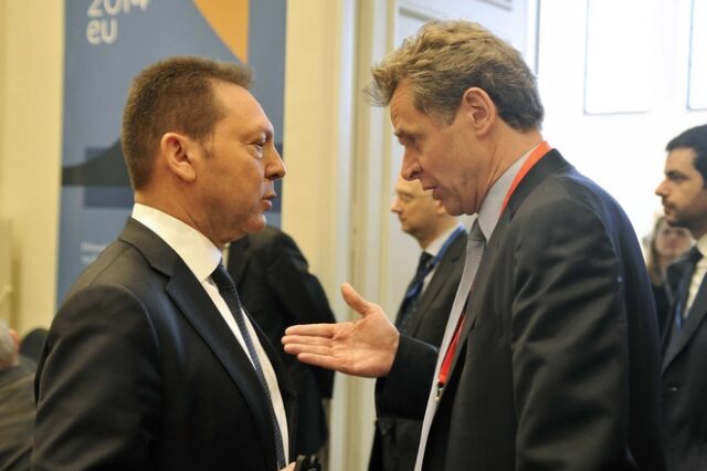 Θετικά τα μηνύματα για την Ελλάδα από το Eurogroup