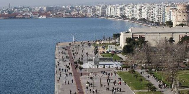 Συναγερμός στη Θεσσαλονίκη από έντονη δυσοσμία. Η “διαρροή αερίου” ήταν φυτοπλαγκτόν