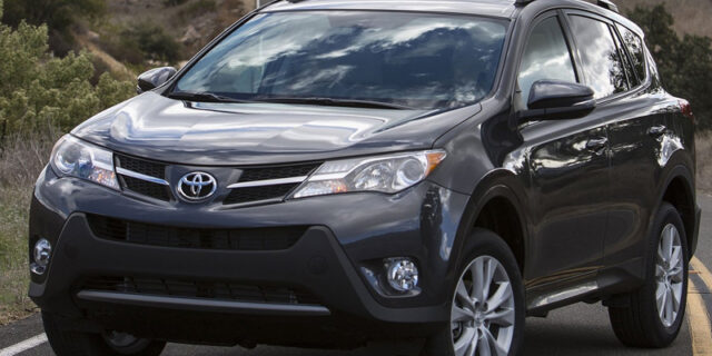 Η Toyota ανακαλεί 6,5 εκατ. αυτοκίνητα σε όλο τον κόσμο