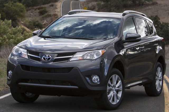 Η Toyota ανακαλεί 6,5 εκατ. αυτοκίνητα σε όλο τον κόσμο