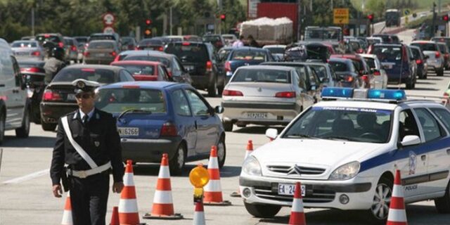 Αυξημένα μέτρα της τροχαίας για την Πρωτομαγιά