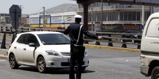 Επί ποδός η τροχαία. Έκτακτα μέτρα για τον Δεκαπενταύγουστο