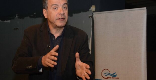 Τηλεμαχία ζητά ο Θεοδωράκης και αφήνει τους Σαμαρά – Τσίπρα να επιλέξουν τους όρους