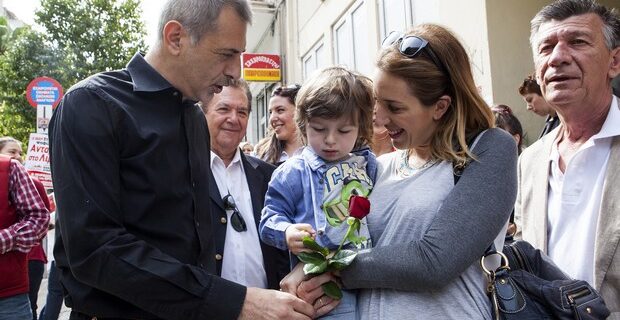 Δημοτικές Εκλογές: Πρωτιά Μώραλη στον Πειραιά πηγαίνει δεύτερο γύρο με αέρα