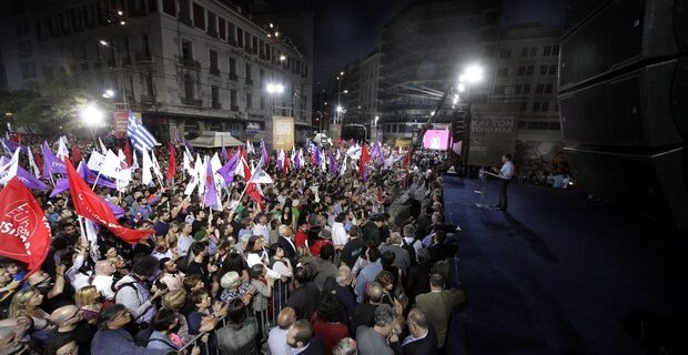 Ικανοποίηση στο ΣΥΡΙΖΑ από τα αποτελέσματα είναι η πρώτη εικόνα που σχηματίζεται στην Κουμουνδούρου