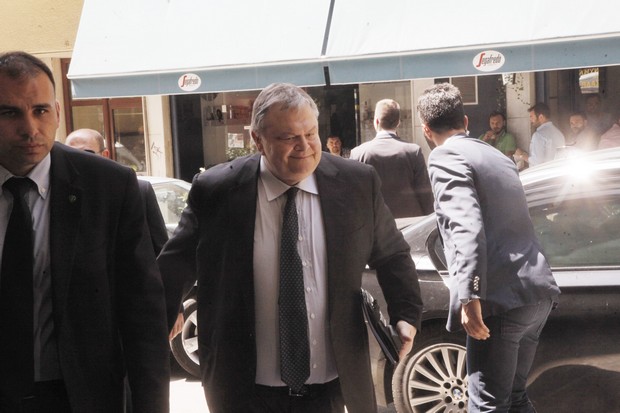 ΠΑΣΟΚ για το εκλογικό αποτέλεσμα: Αντέξαμε, σταθήκαμε, πήραμε ανάσα