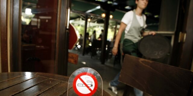 Ο φόβος των προστίμων μειώνει την ανασφάλιστη εργασία