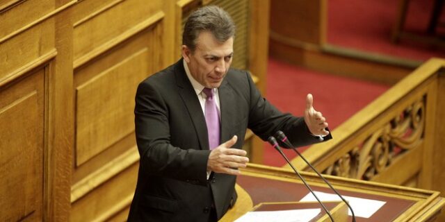 Καυγάς στη Βουλή: Πήγαν να περάσουν στα μουλωχτά τροπολογία για τα ναυπηγεία