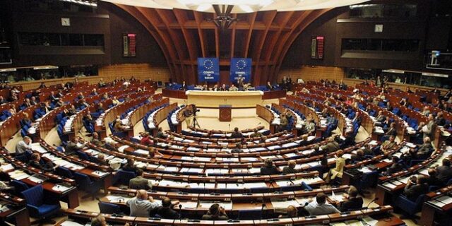 Ευρωεκλογές 2014: Πόσα χρήματα βγάζουν οι ευρωβουλευτές