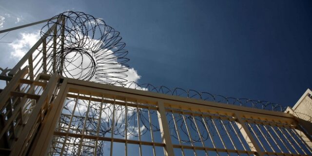 Συλλήψεις κρατουμένων για αυτοσχέδια μαχαίρια στις φυλακές Κέρκυρας
